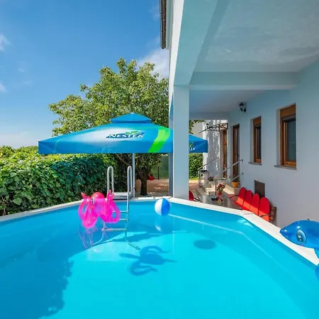 The Willow Garden House 4*