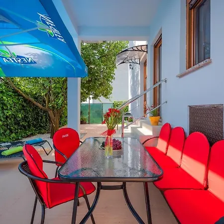 Гостевой дом The Willow Garden House Marcana