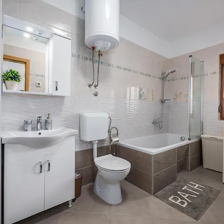 Гостевой дом The Willow Garden House 4*